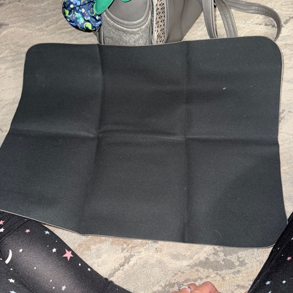 Gray Itzy Ritzy mini diaper bag - Picture 4 of 7